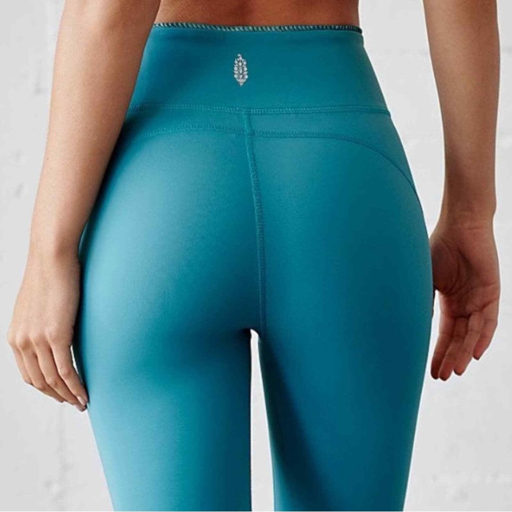 Turquoise Ballet Yoga Set - Picture 3 of 4